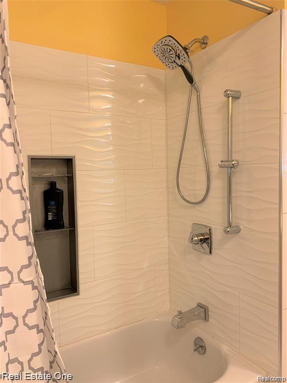 Building Photo - 5051 Falmouth Dr