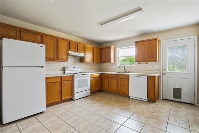 Building Photo - 100 Pinnacle Cir