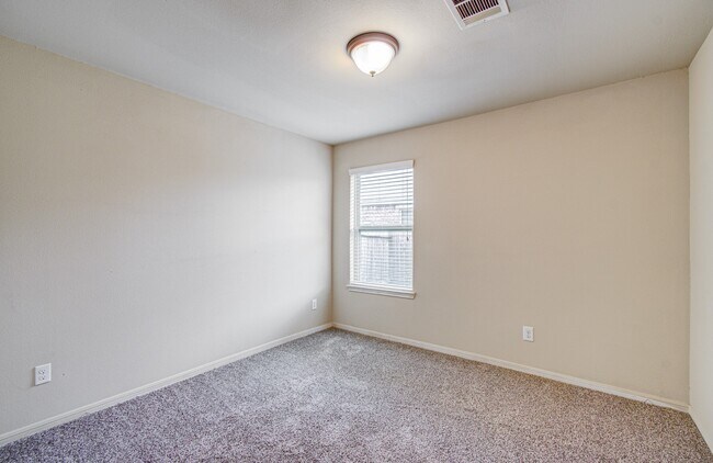 Building Photo - 23023 Black Mountain Ash Ct