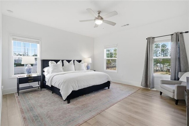 Building Photo - 3158 Webb Rd