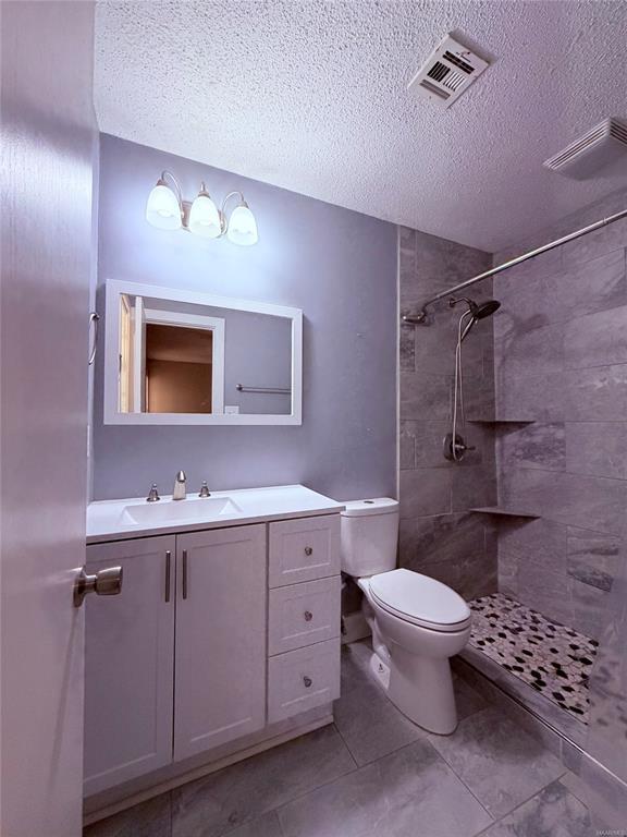 Building Photo - 6735 Pineleaf Dr