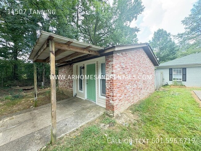 Building Photo - 14507 Tanning-