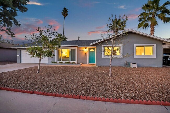 Building Photo - 7410 E Edgemont Ave