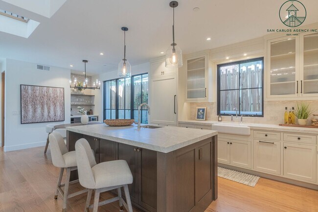 Building Photo - Newly Built Three Bedroom Carmel-by-the-Sea Rental Opportunity