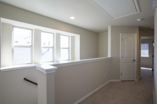 Building Photo - 4506 Truth Wy