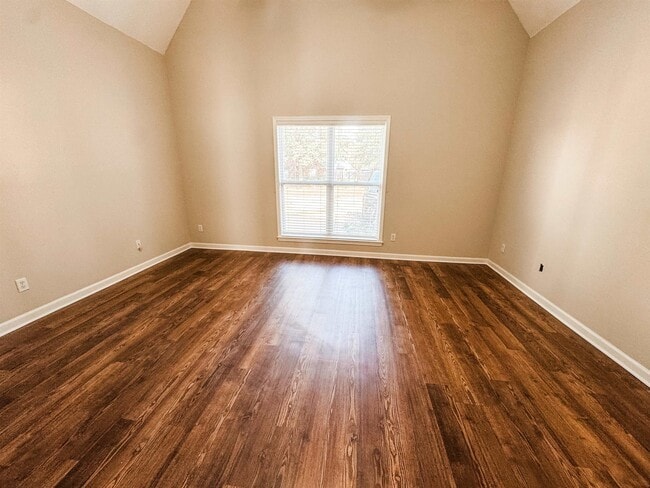 Building Photo - 9847 Winsford Ln