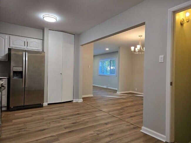 Building Photo - The Good Life — Over 2,200 Sq Ft with Finished Basement & Sunroom