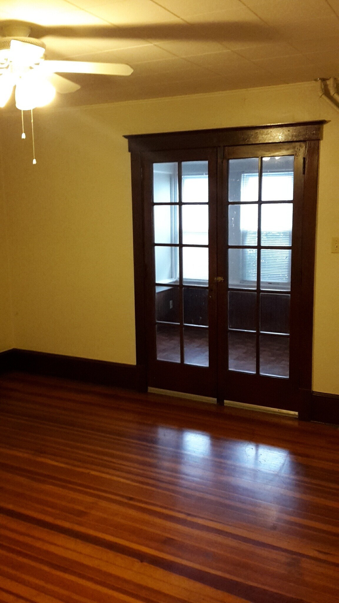 Building Photo - 1171 W Main St