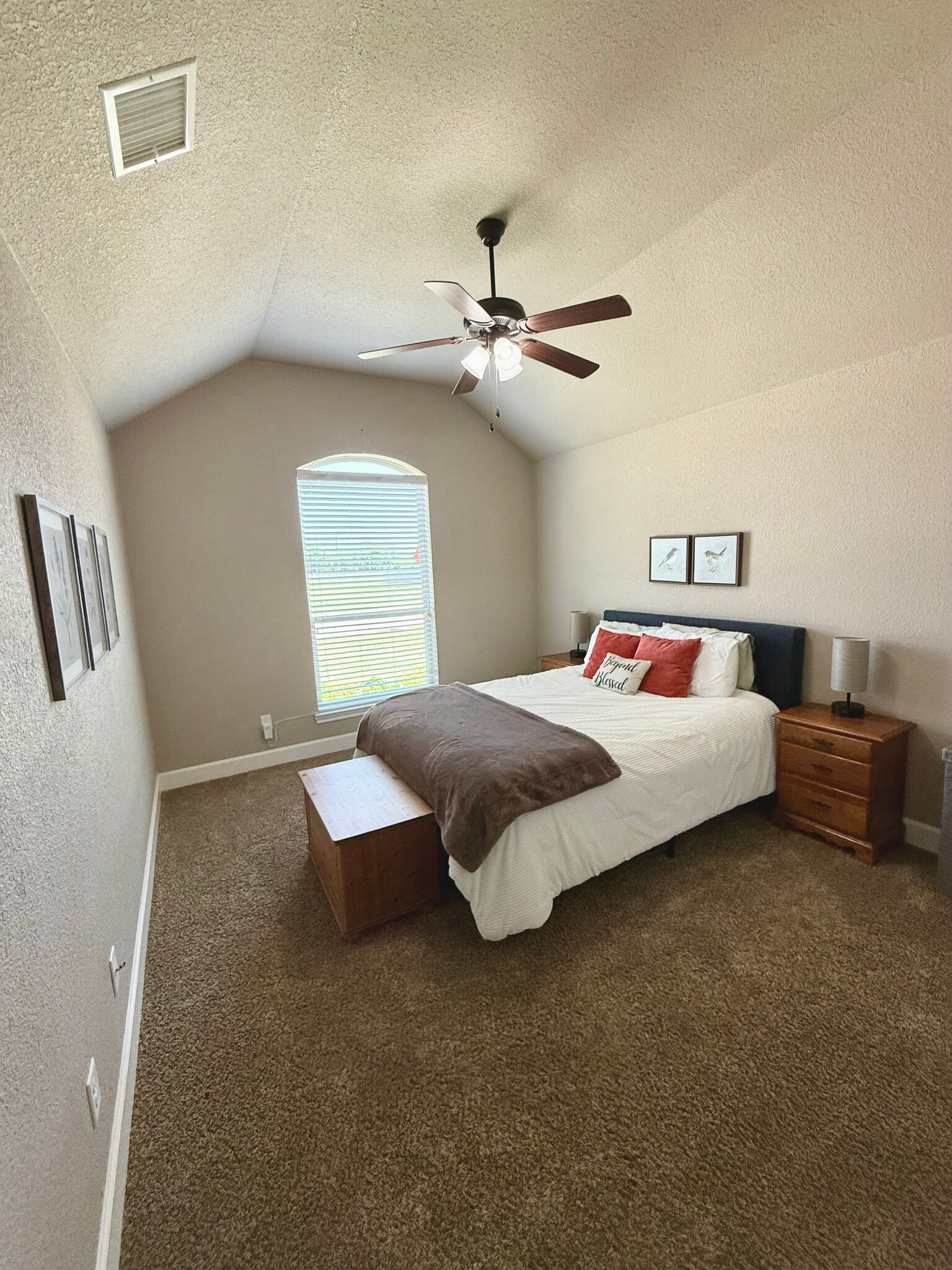 Bedroom 3 with queen bed - 3006 Crystal Ann Dr