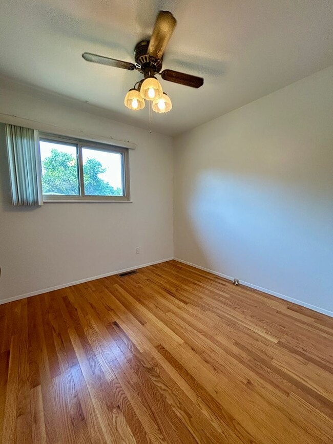 Building Photo - Charming 3 Bedroom Ranch in Florissant