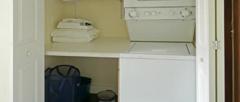 Building Photo - 13 Great Hill Rd