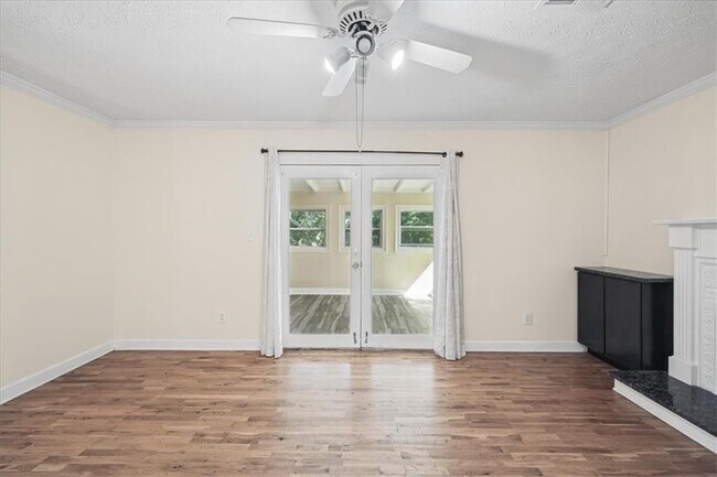 Building Photo - 4921 Heritage Trace Ct