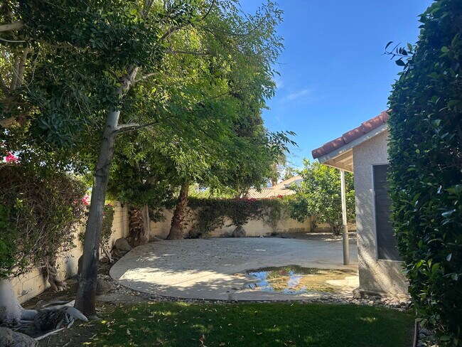 Building Photo - 76961 Sheffield Ct