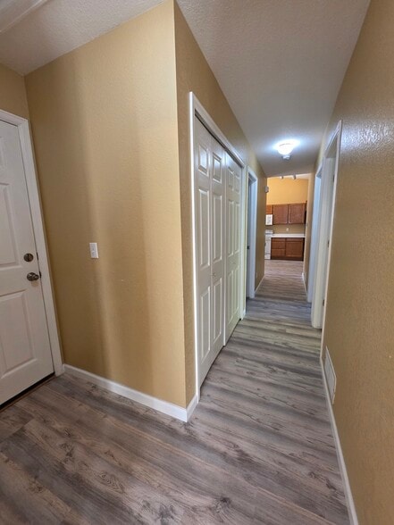 Building Photo - 8116 Eagleview Dr