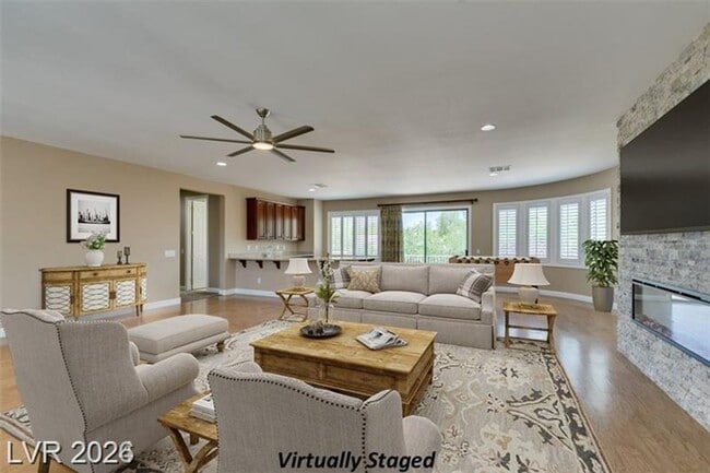 Building Photo - Elegant Anthem Country Club Residence with Spa, Balcony & 3-Car Garage