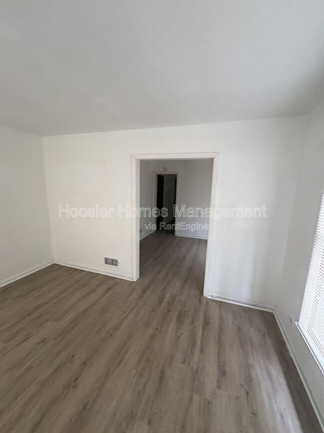 Building Photo - 3461 Dequincy St