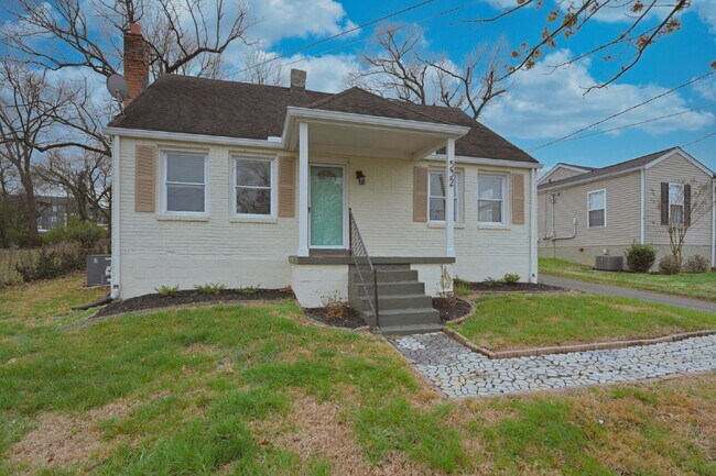 Building Photo - Renovated East Nashville Home | 3BR + Washer/Dryer + Off-Street Parking