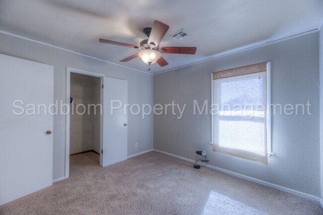Building Photo - For Lease | Osage Hills | $1450 Rent