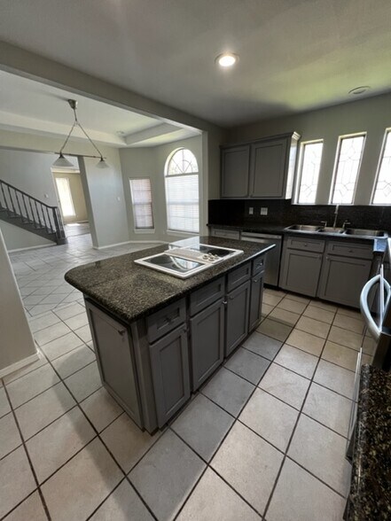 Kitchen to Dining/Entry - 201 San Saba St
