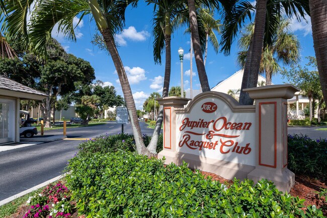 Building Photo - 1605 US-1