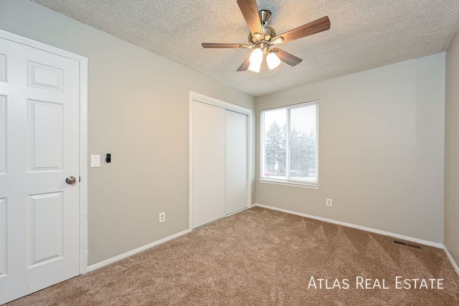 Building Photo - 2 S Macon Ct