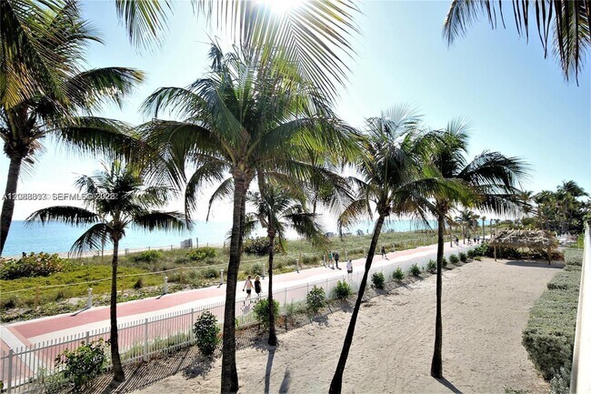 Building Photo - 5161 Collins Ave