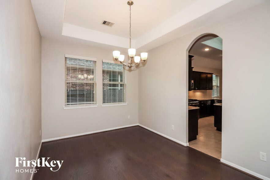 Building Photo - 5518 Glenfield Spring Ln