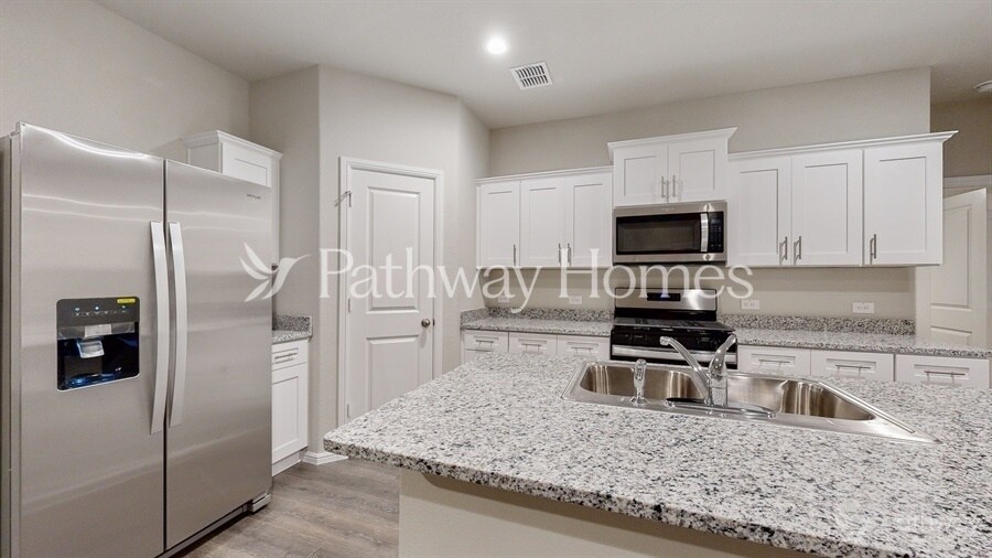 Building Photo - 1601 Gatesville Ct