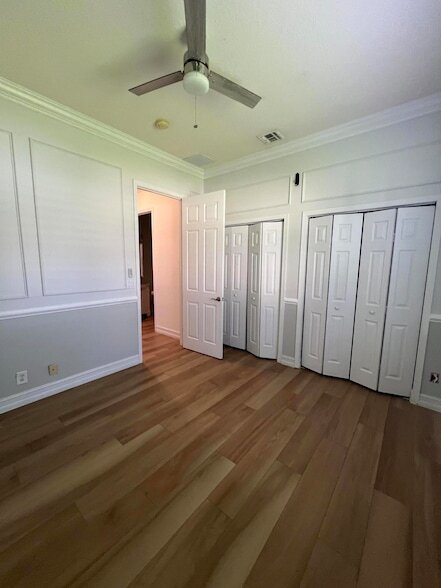 Building Photo - 104 NW Pleasant Grove Way