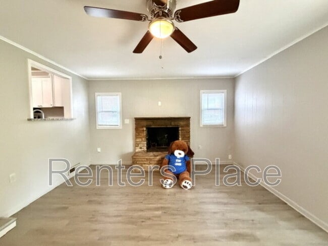 Building Photo - 4689 S Troost Ave