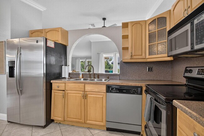 Building Photo - 7516 NW 88th Terrace
