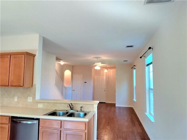 Building Photo - 1481 E Old Settlers Blvd