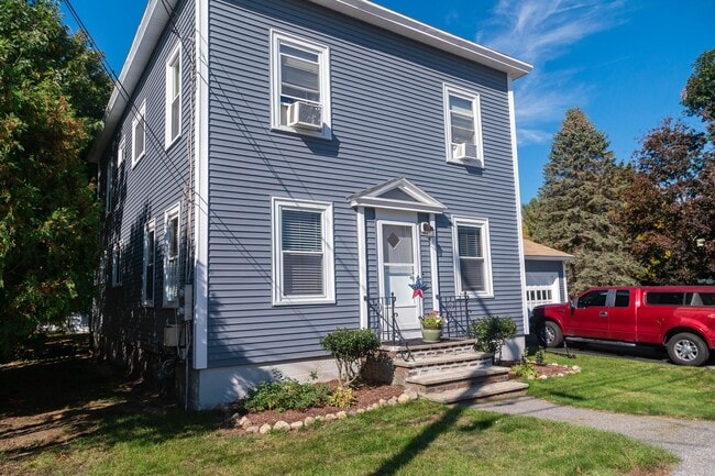 Building Photo - 180 Highland St