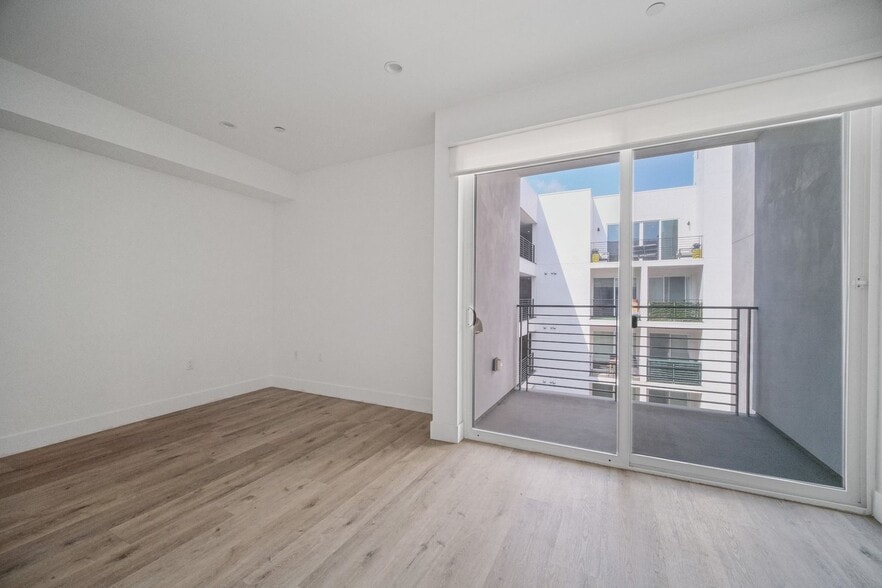 Interior Photo - Destination NoHo