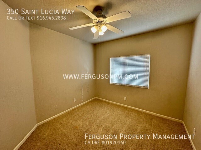 Building Photo - Spacious Four Bedroom Lincoln Home