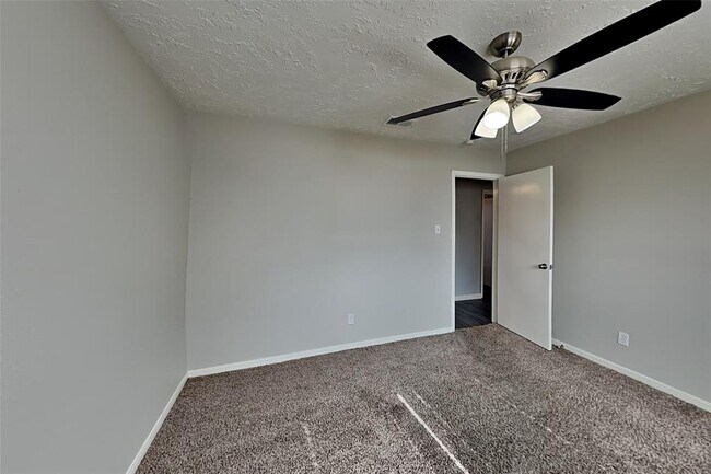 Building Photo - 6230 Billington St