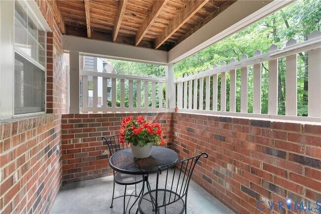 Building Photo - 3218 Matilda Cove