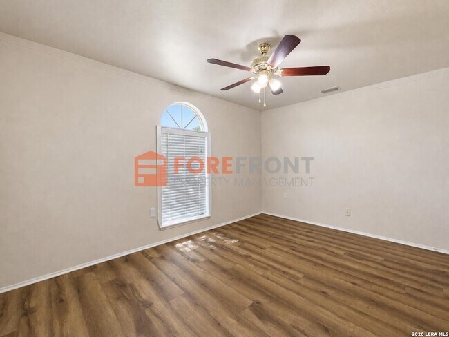 Building Photo - 7845 Village Oak Dr