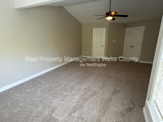Building Photo - 1100 Kirkeenan Cir