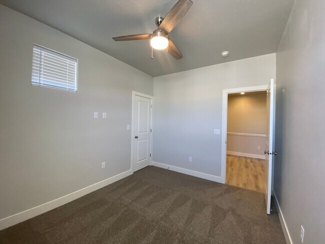 Building Photo - 3 BEDROOM SAND HOLLOW TOWNHOME FOR RENT!