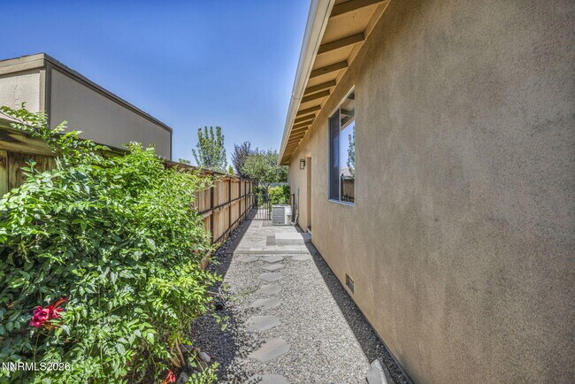Building Photo - 2722 Mylonite Ct