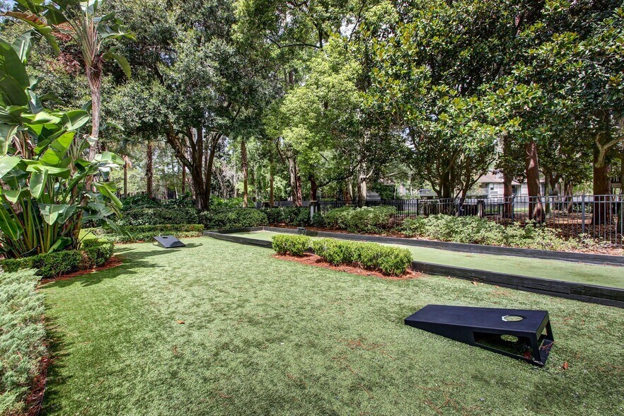 Building Photo - 10263 Whispering Forest Dr