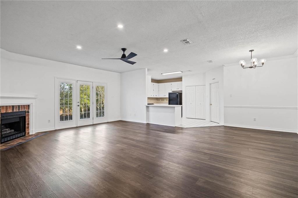 Building Photo - 1263 Smithfield Rd E