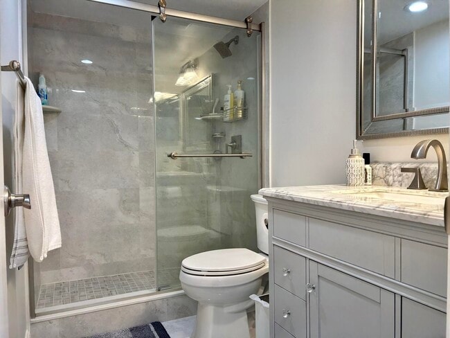 Building Photo - 400 Ocean Trail Way