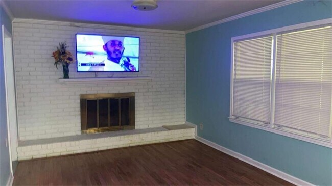 Building Photo - 416 Barbashela Dr