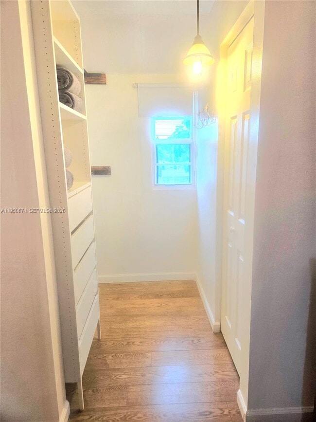 Building Photo - 1990 NE 183rd St