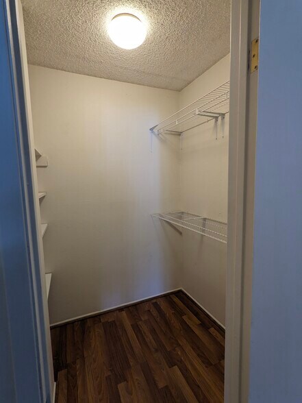 Building Photo - 26200 Redlands Blvd