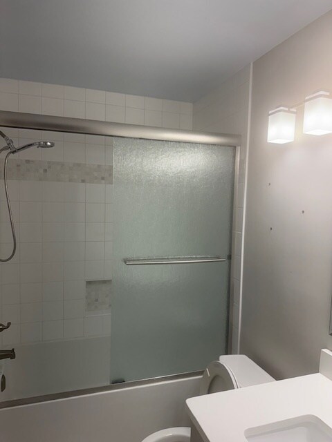 Building Photo - 13119 Shadyside Ln