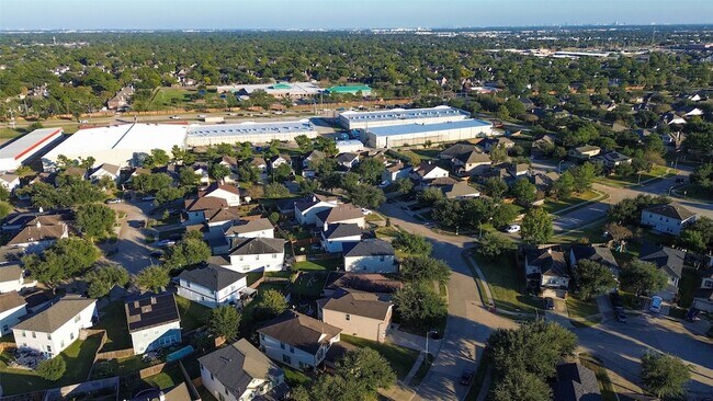 Building Photo - 18110 Rexine Ln