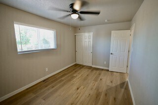 Building Photo - Fully Renovated 3BD/2BA Ranch Home in Sher...